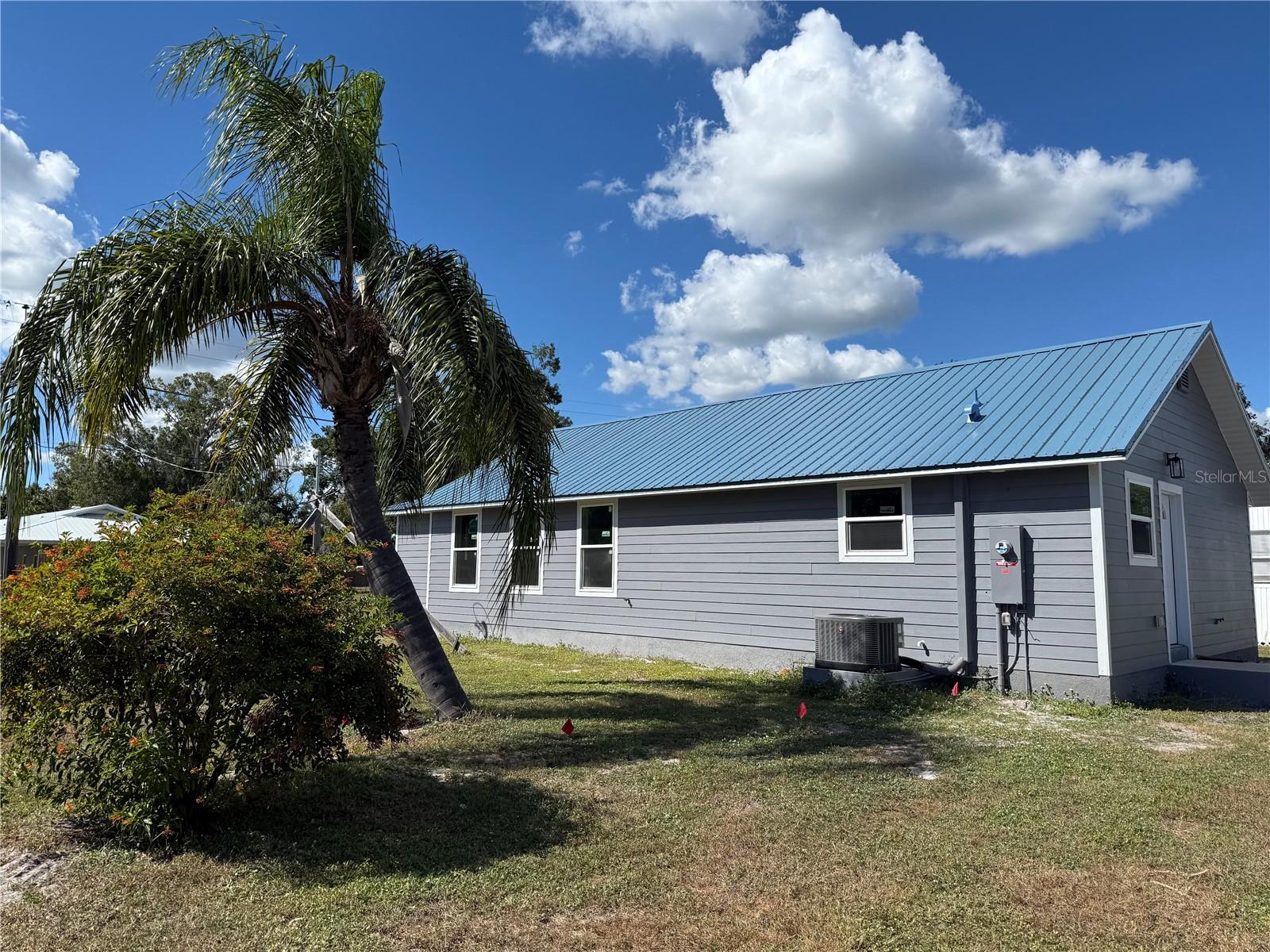 Image 3 of 22 For 103 Rogers Avenue