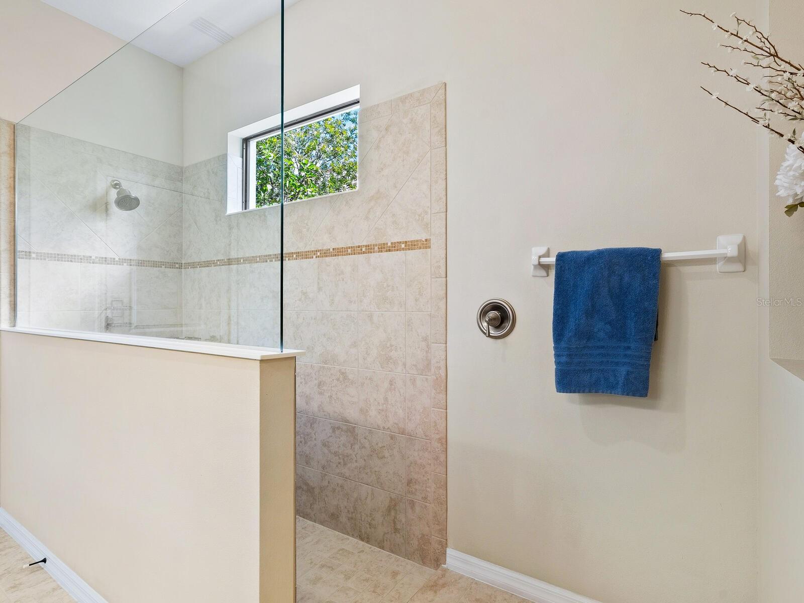 Image 24 of 70 For 12705 Stone Ridge Place