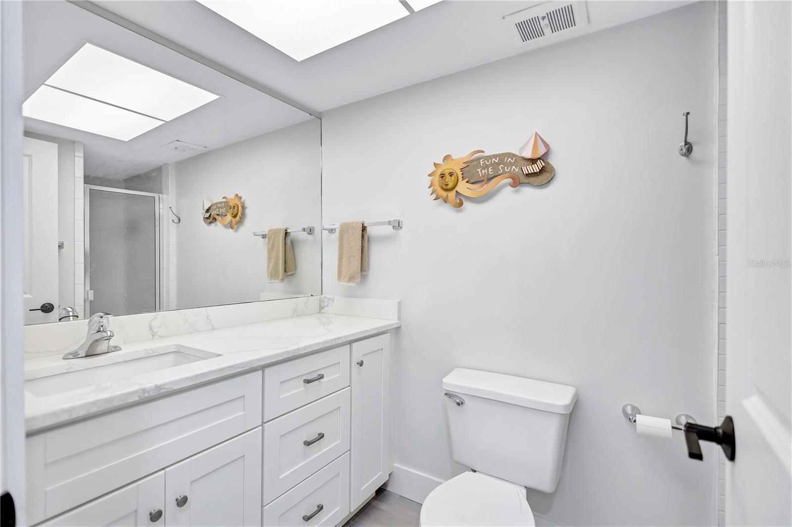 Image 17 of 28 For 185 Vista Hermosa Circle