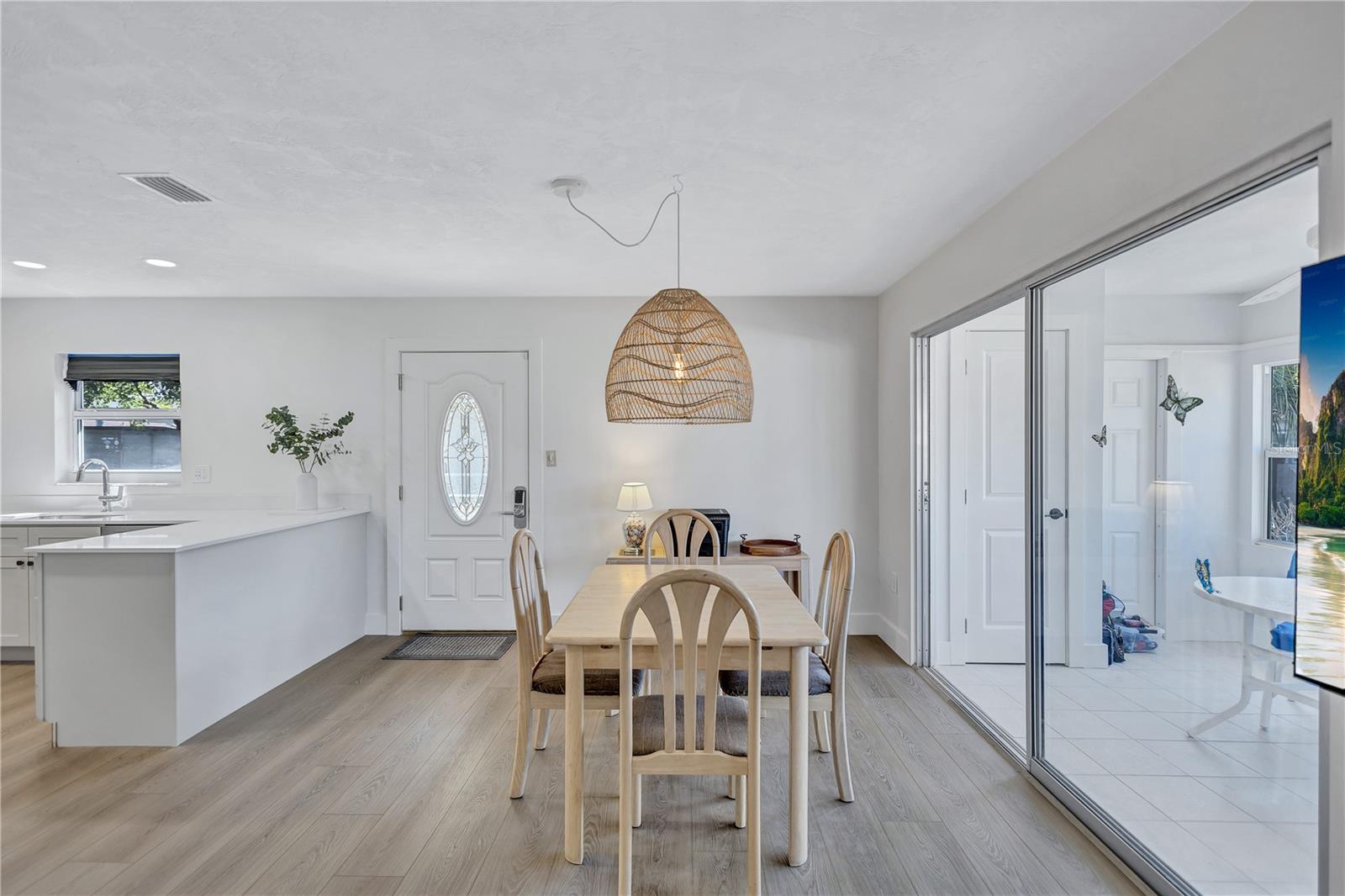 Image 5 of 28 For 185 Vista Hermosa Circle