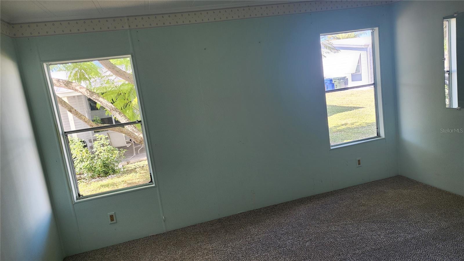 Image 36 of 37 For 15 Botany Bay Circle