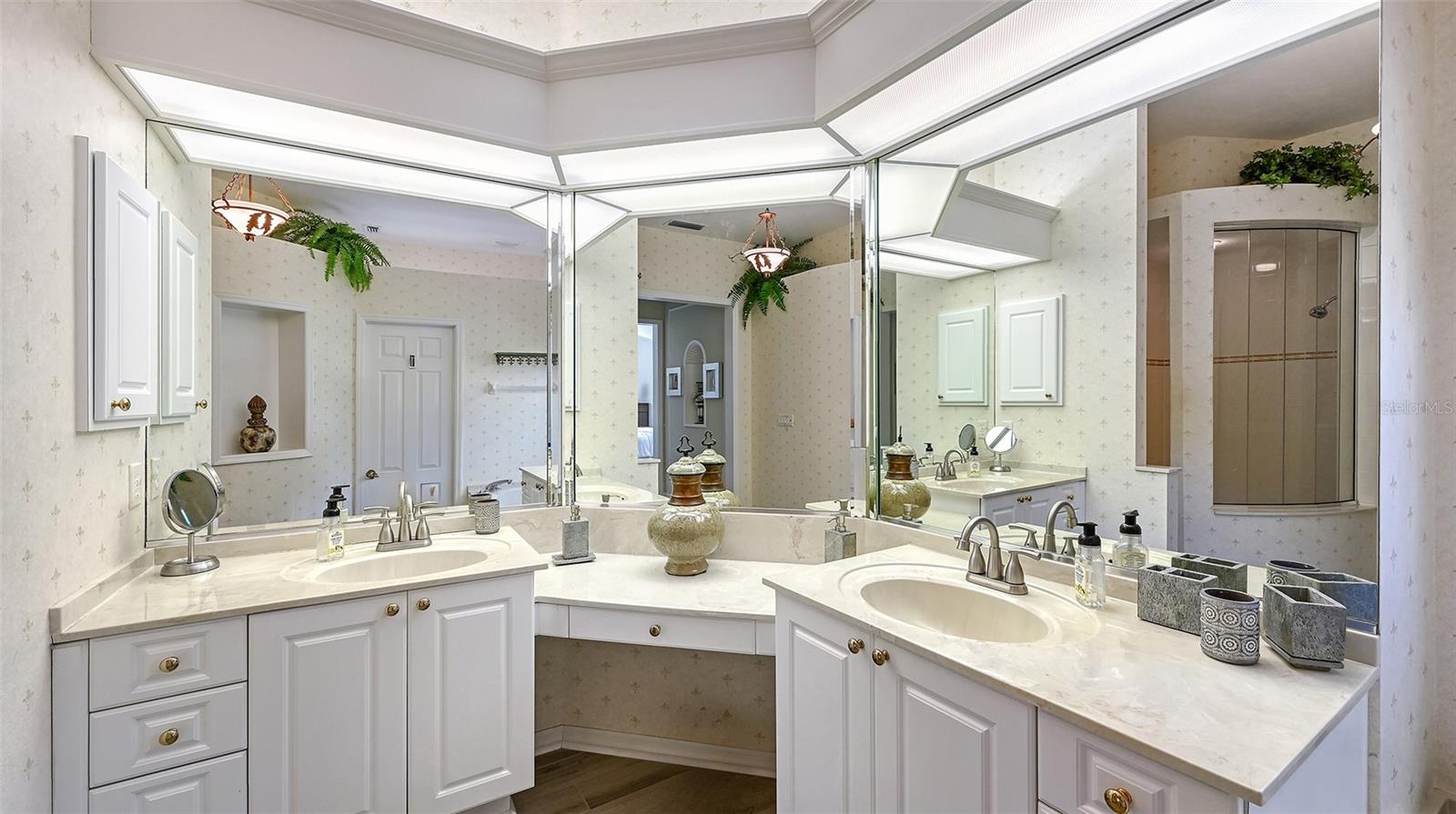 Image 29 of 85 For 7114 Marston Court