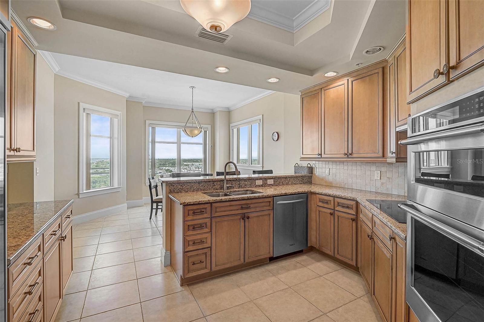 Image 17 of 66 For 130 Riviera Dunes Way 804