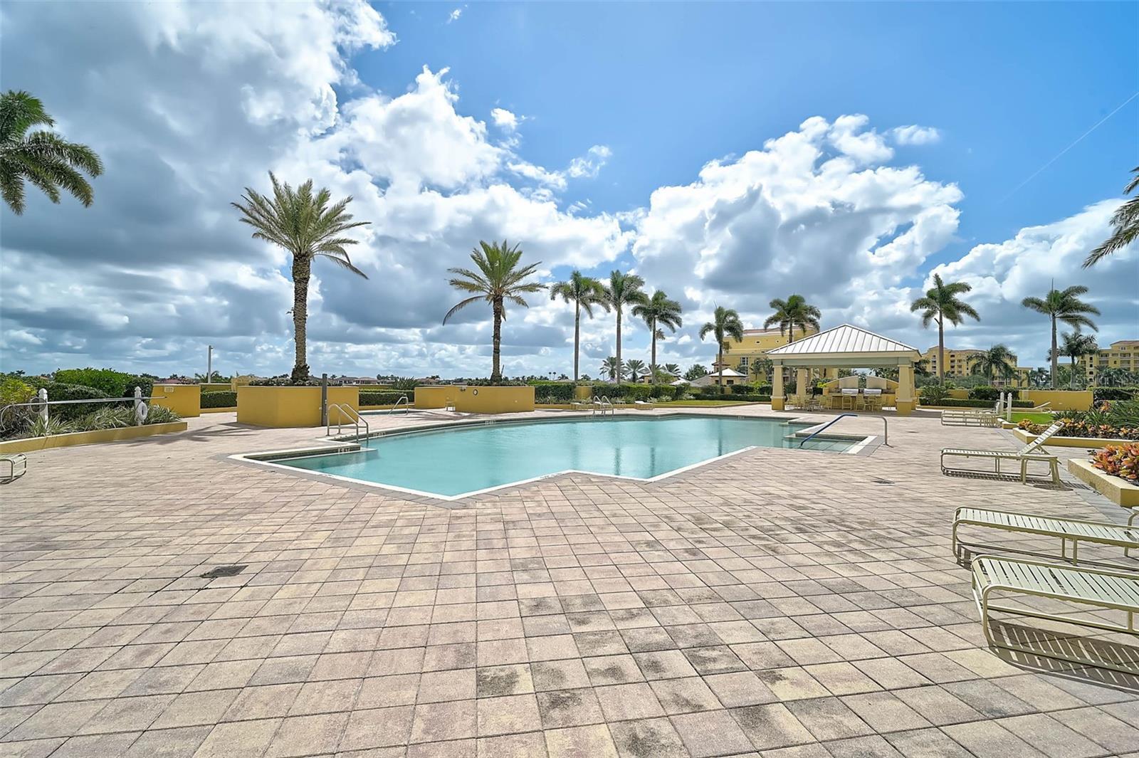 Image 40 of 66 For 130 Riviera Dunes Way 804