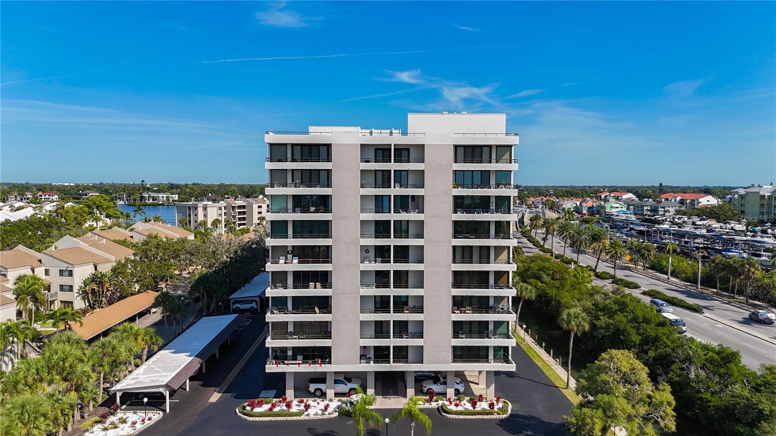 Image 10 of 64 For 6415 Midnight Pass Road 306