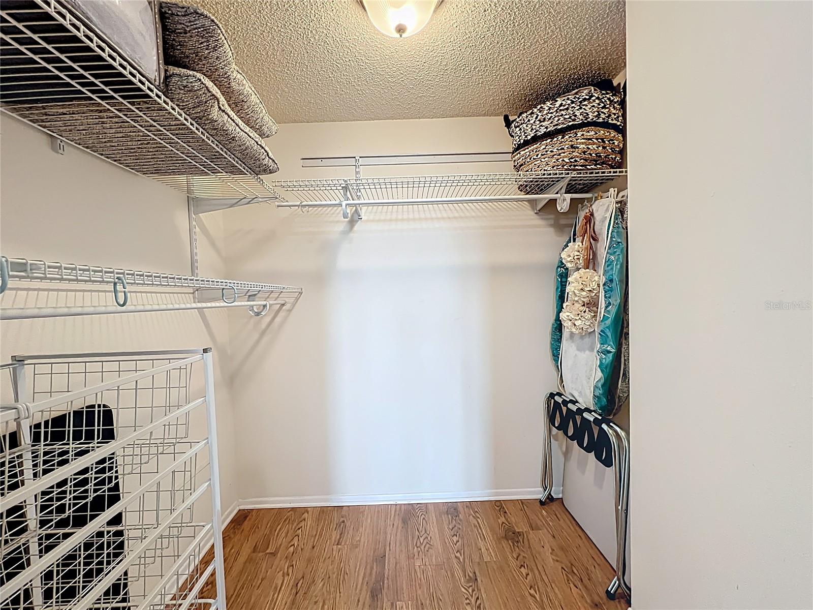 Image 33 of 64 For 6415 Midnight Pass Road 306