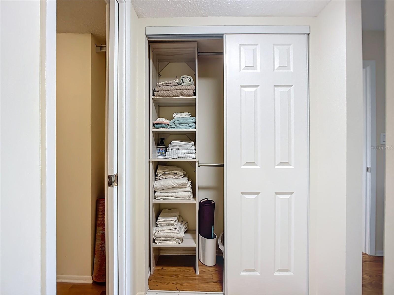 Image 34 of 64 For 6415 Midnight Pass Road 306