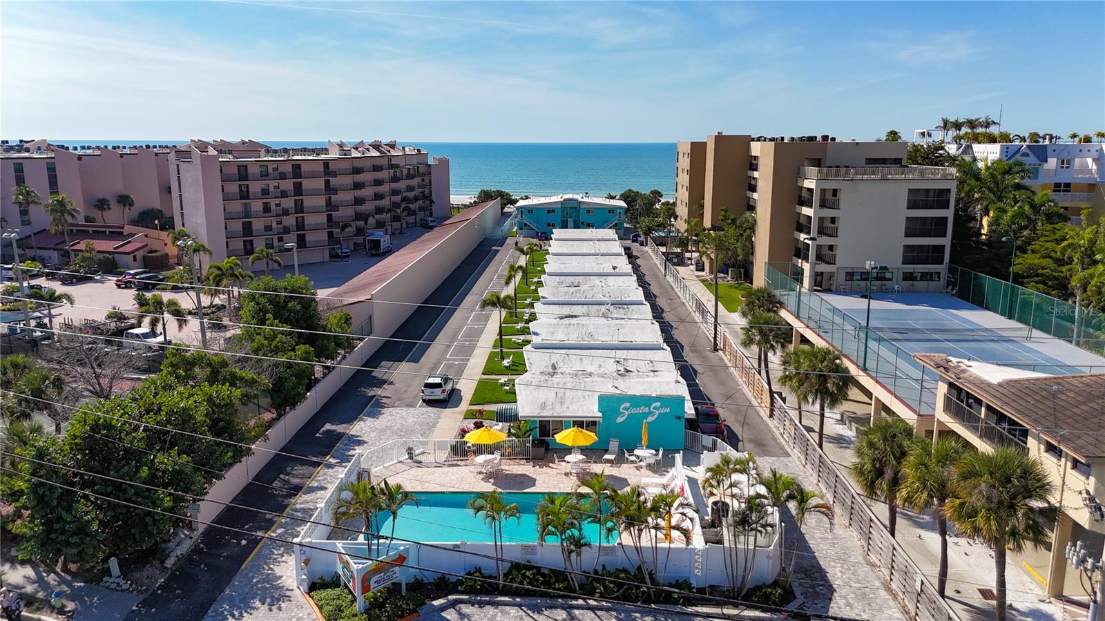 Image 60 of 64 For 6415 Midnight Pass Road 306