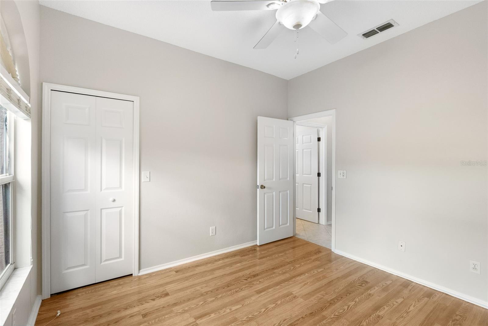 Image 22 of 37 For 4947 Oldham Street