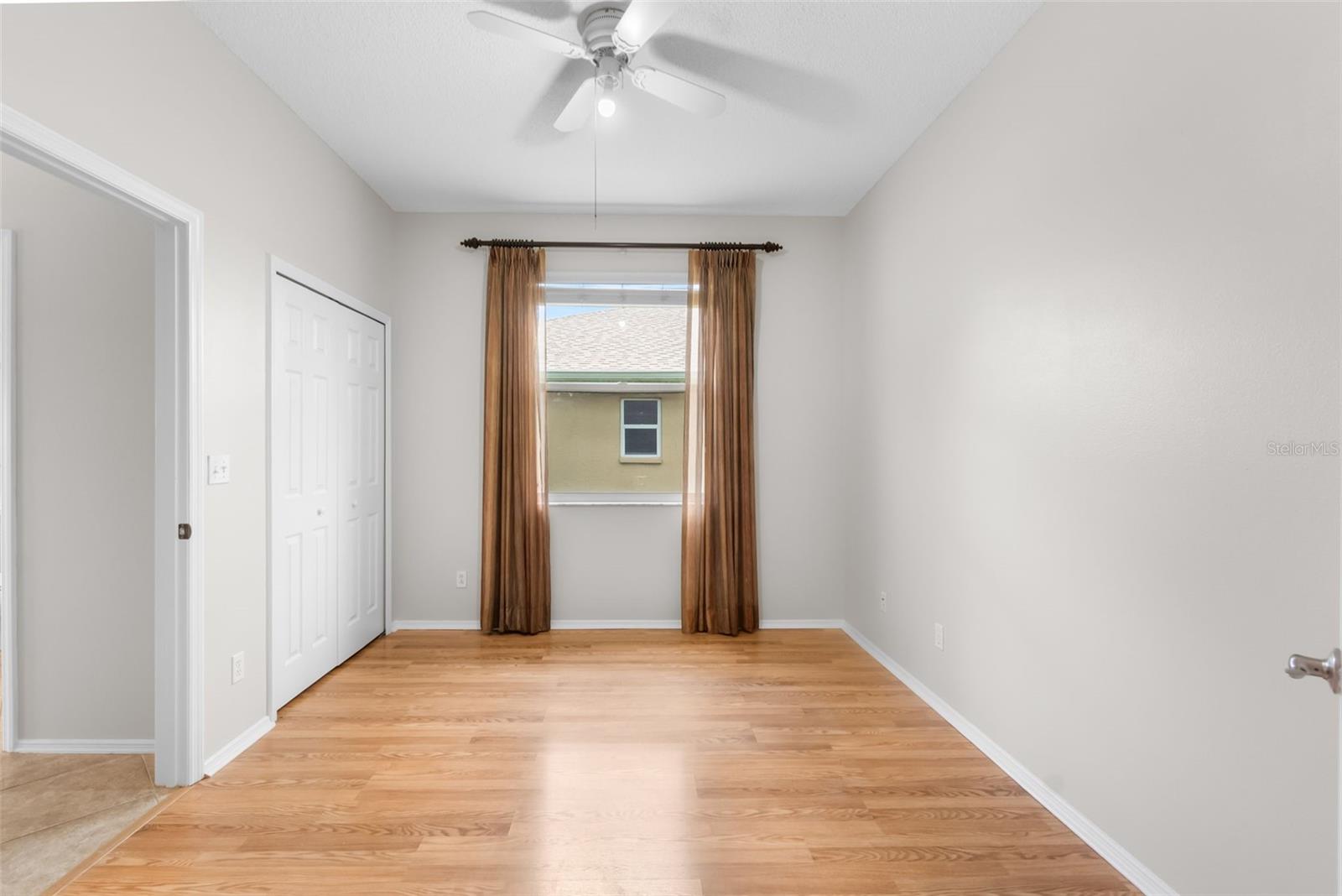 Image 24 of 37 For 4947 Oldham Street