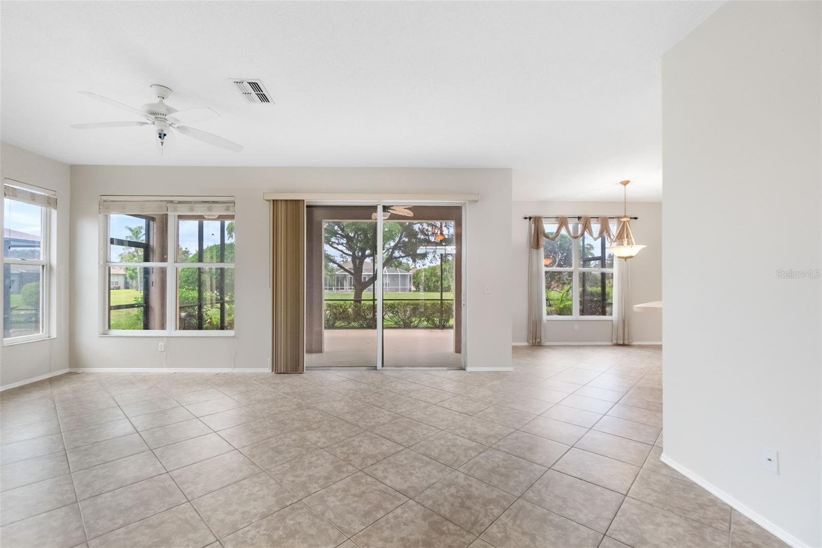 Image 6 of 37 For 4947 Oldham Street