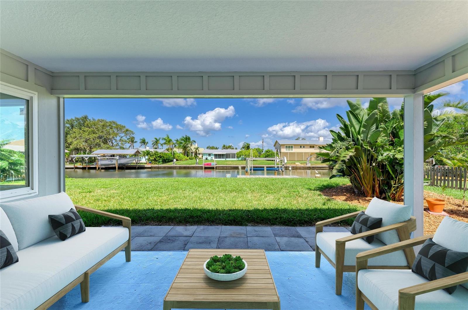 Image 34 of 51 For 4412 Dolphin Lane