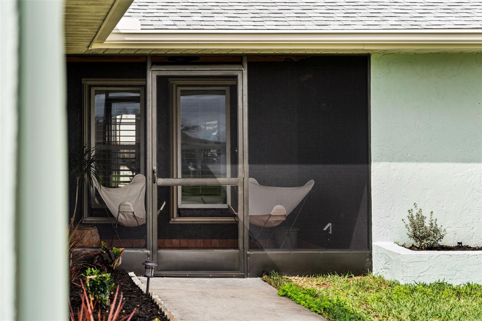 Image 10 of 96 For 1239 Pinebrook Way