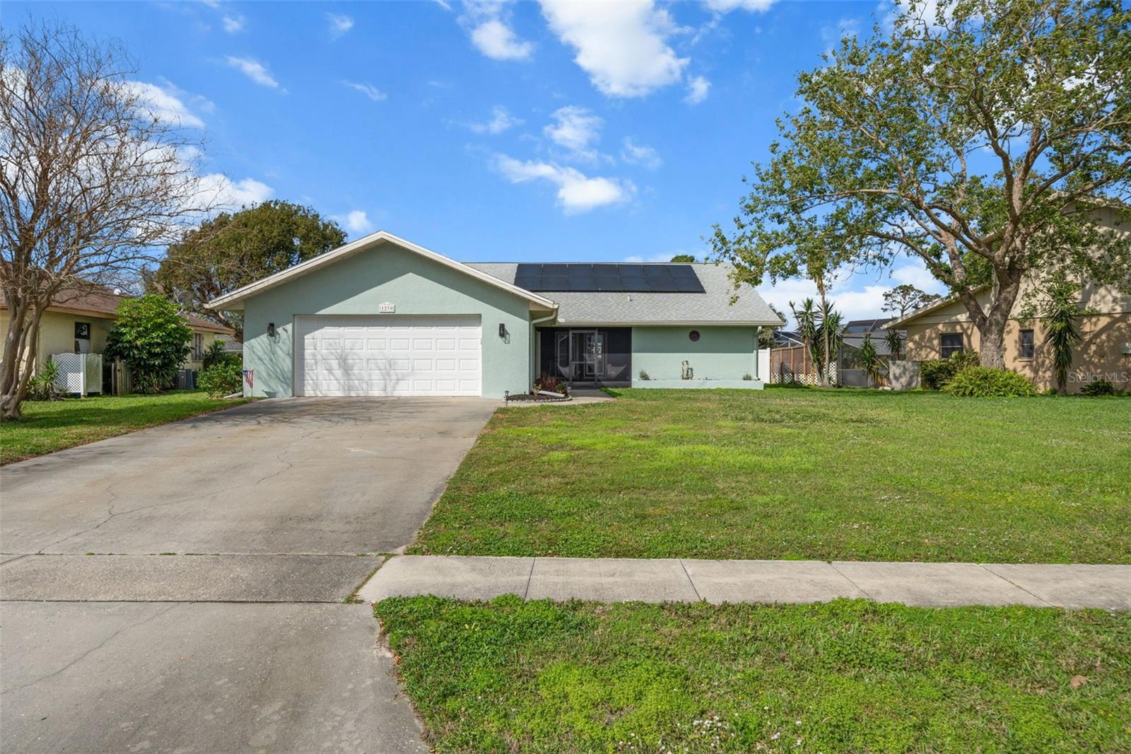 Image 3 of 96 For 1239 Pinebrook Way