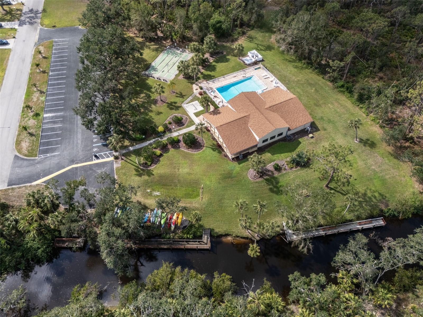 Image 86 of 96 For 1239 Pinebrook Way