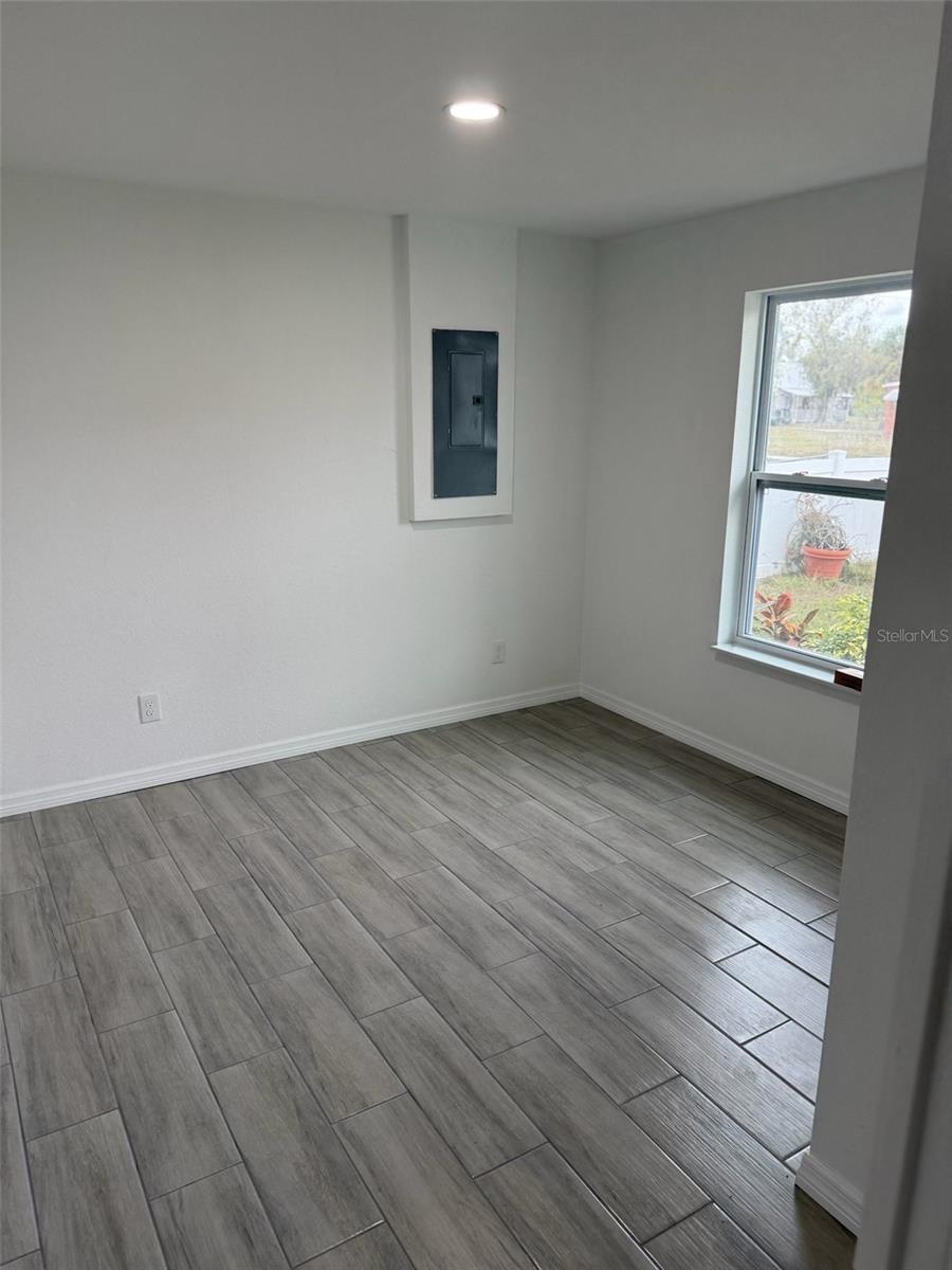 Image 10 of 18 For 89 Imogene Street