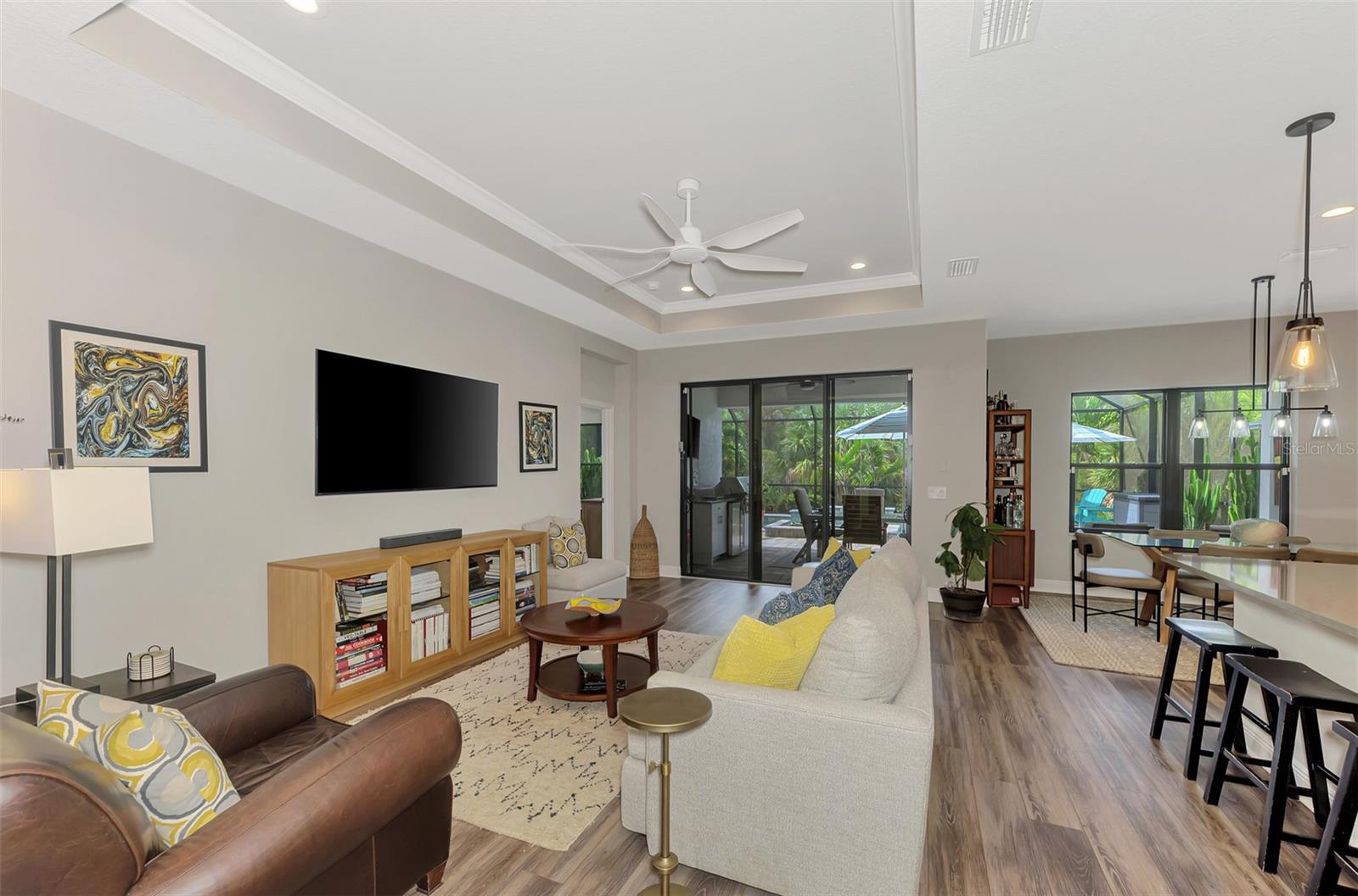 Image 9 of 68 For 284 Caserta Court