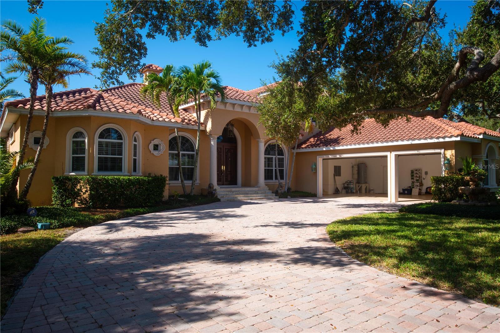 Image 35 of 41 For 7350 Periwinkle Drive