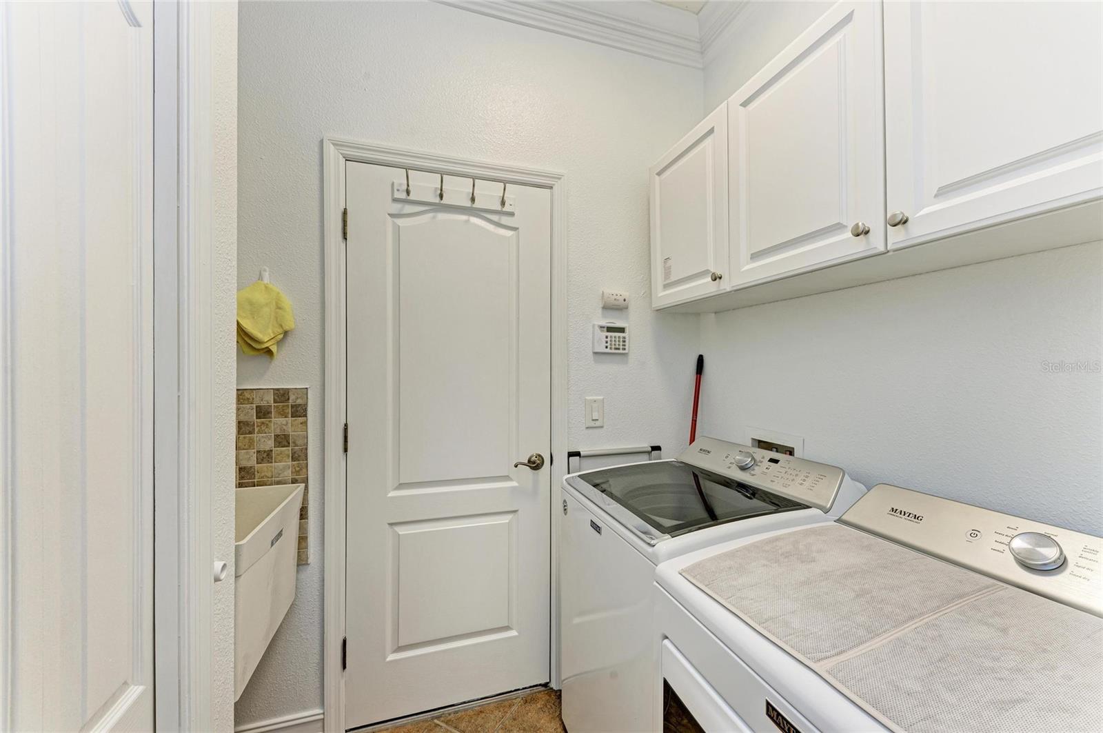 Image 31 of 44 For 6211 90th Avenue Circle E