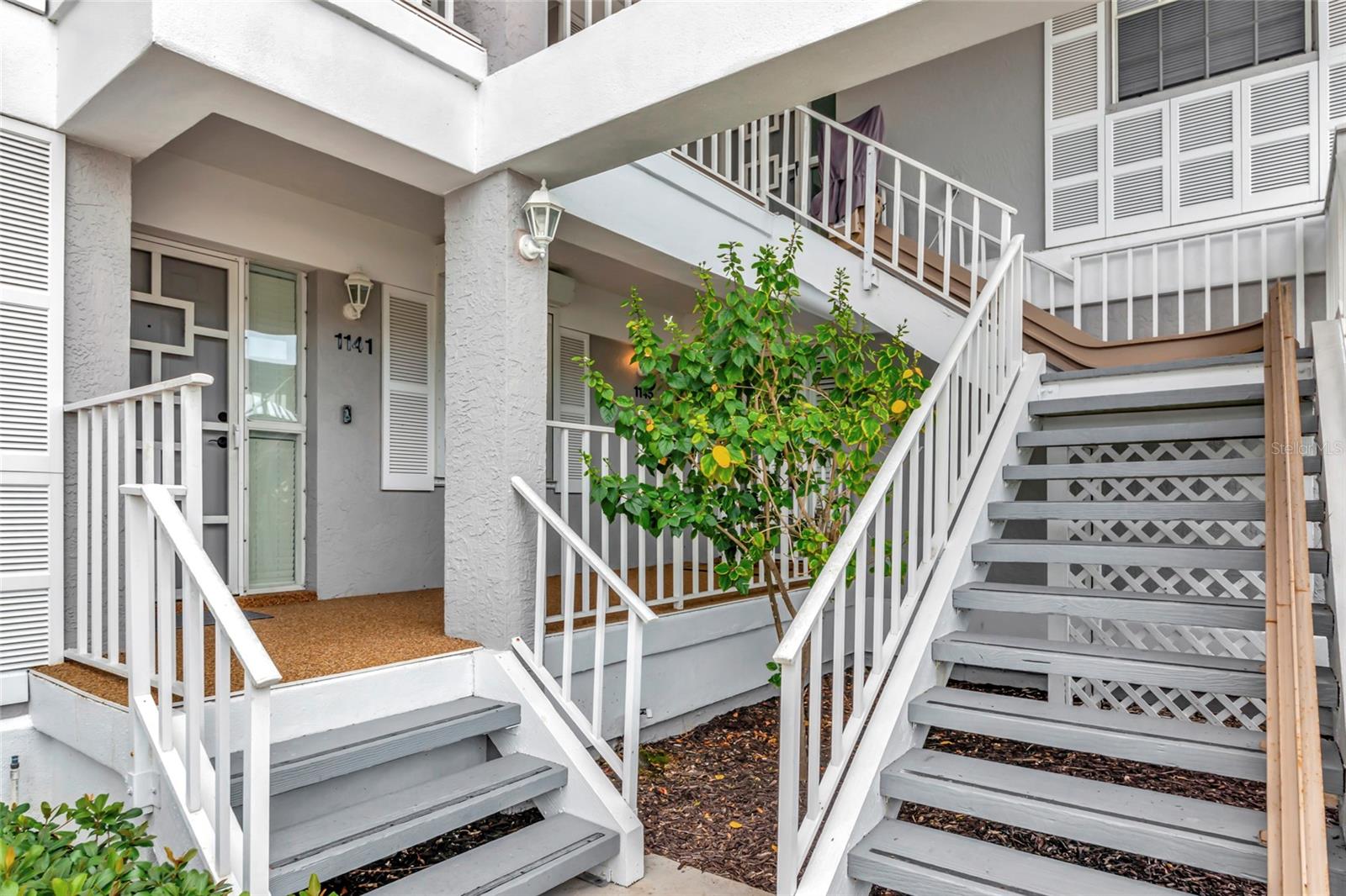 Image 5 of 52 For 1145 Edgewater Circle 1145