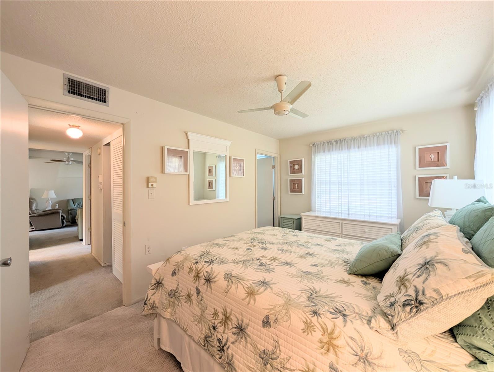 Image 18 of 34 For 2303 Sunset Drive H7