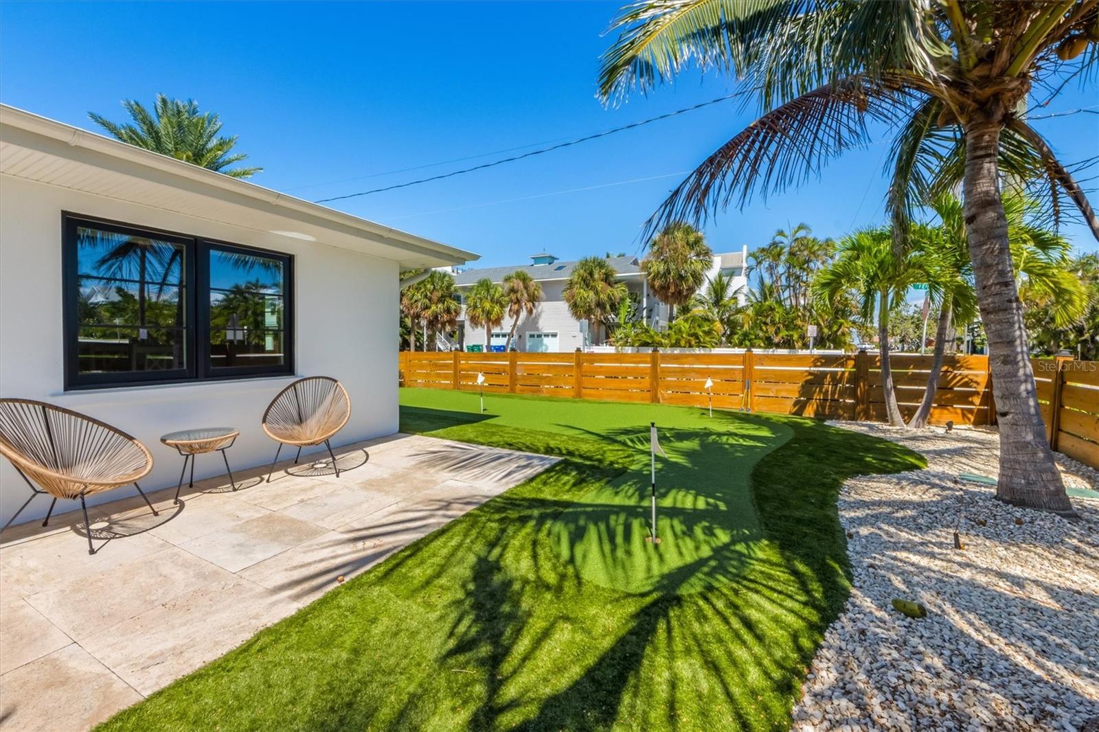 Image 7 of 43 For 412 Alamanda Road