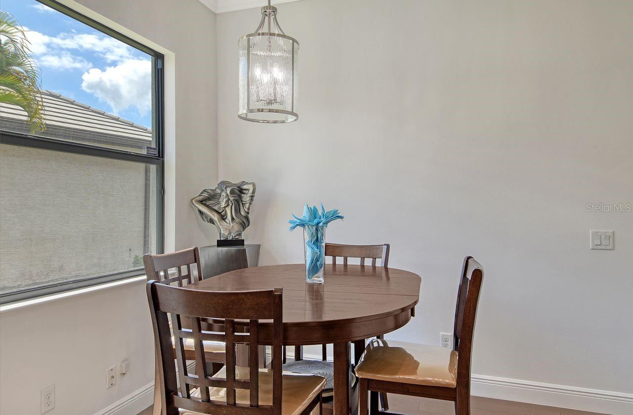 Image 16 of 68 For 8044 Rio Bella Place