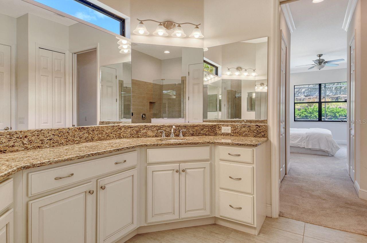 Image 23 of 68 For 8044 Rio Bella Place