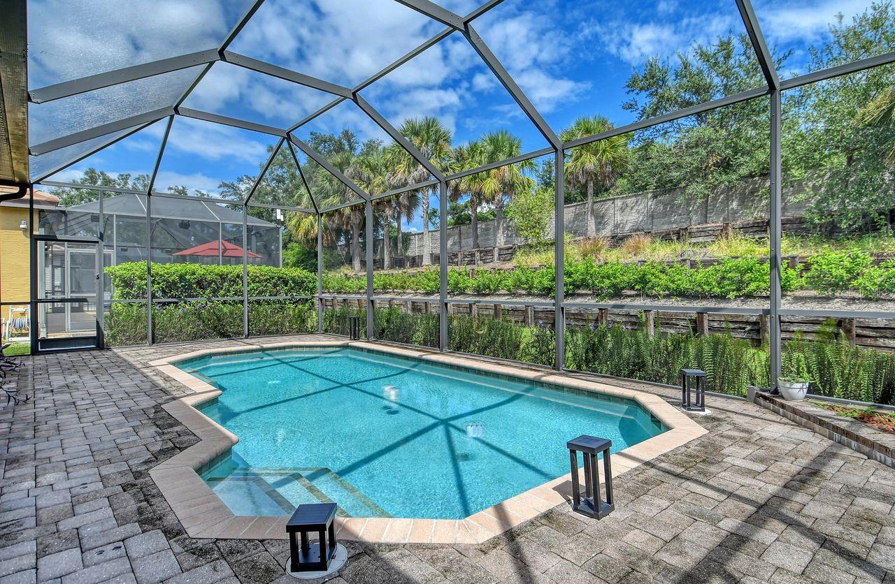 Image 33 of 68 For 8044 Rio Bella Place
