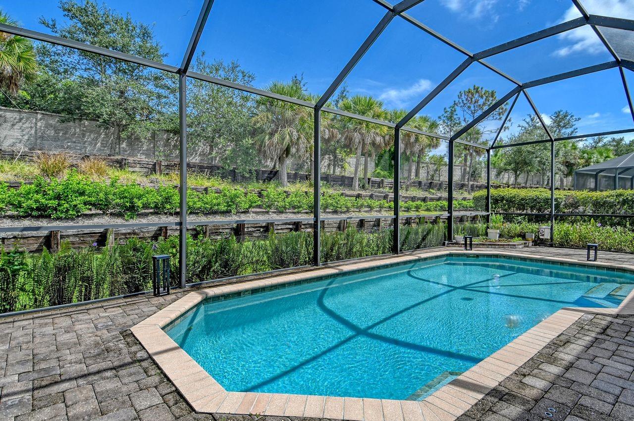 Image 36 of 68 For 8044 Rio Bella Place