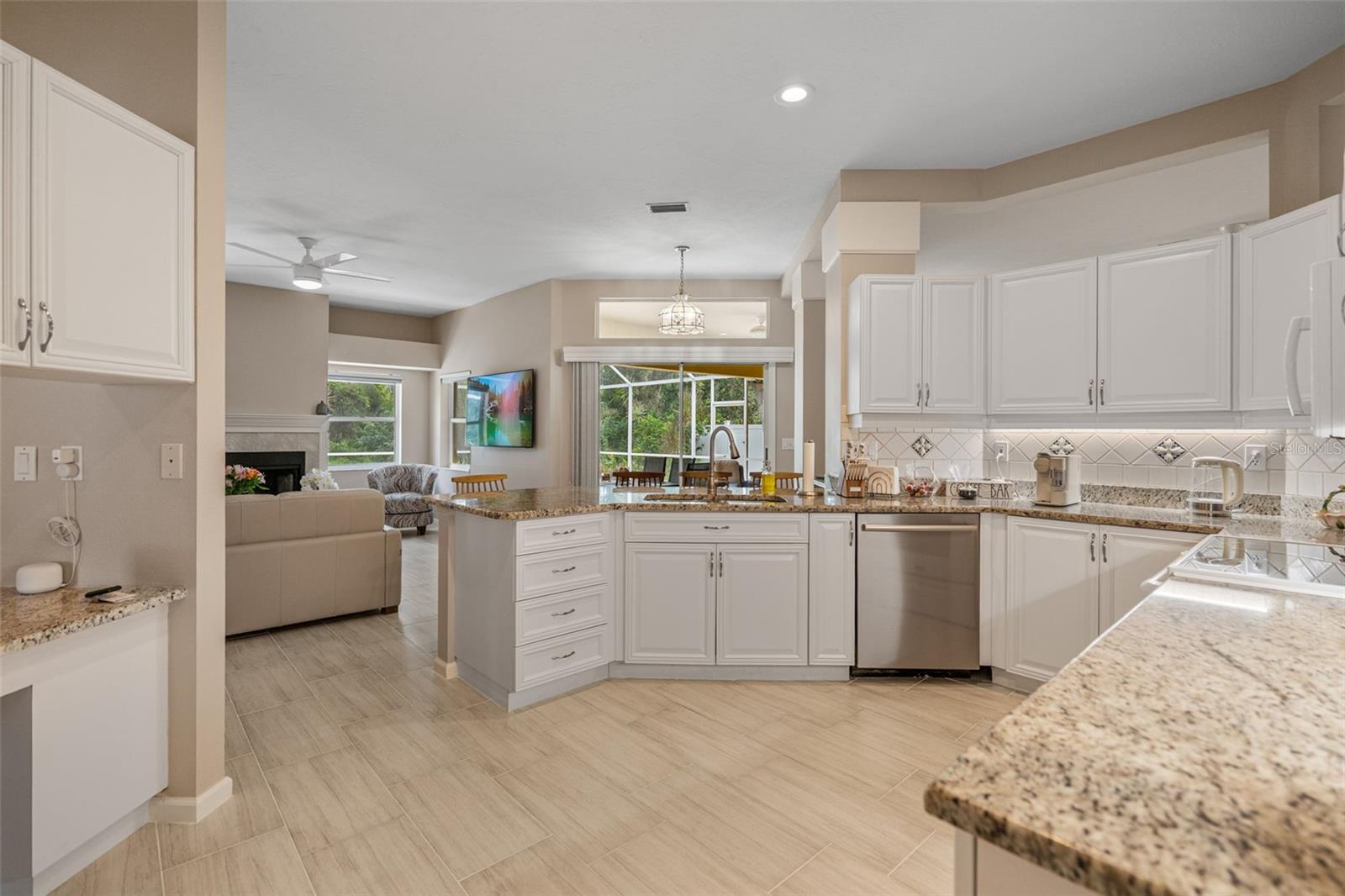 Image 24 of 37 For 603 Pine Ranch East Road