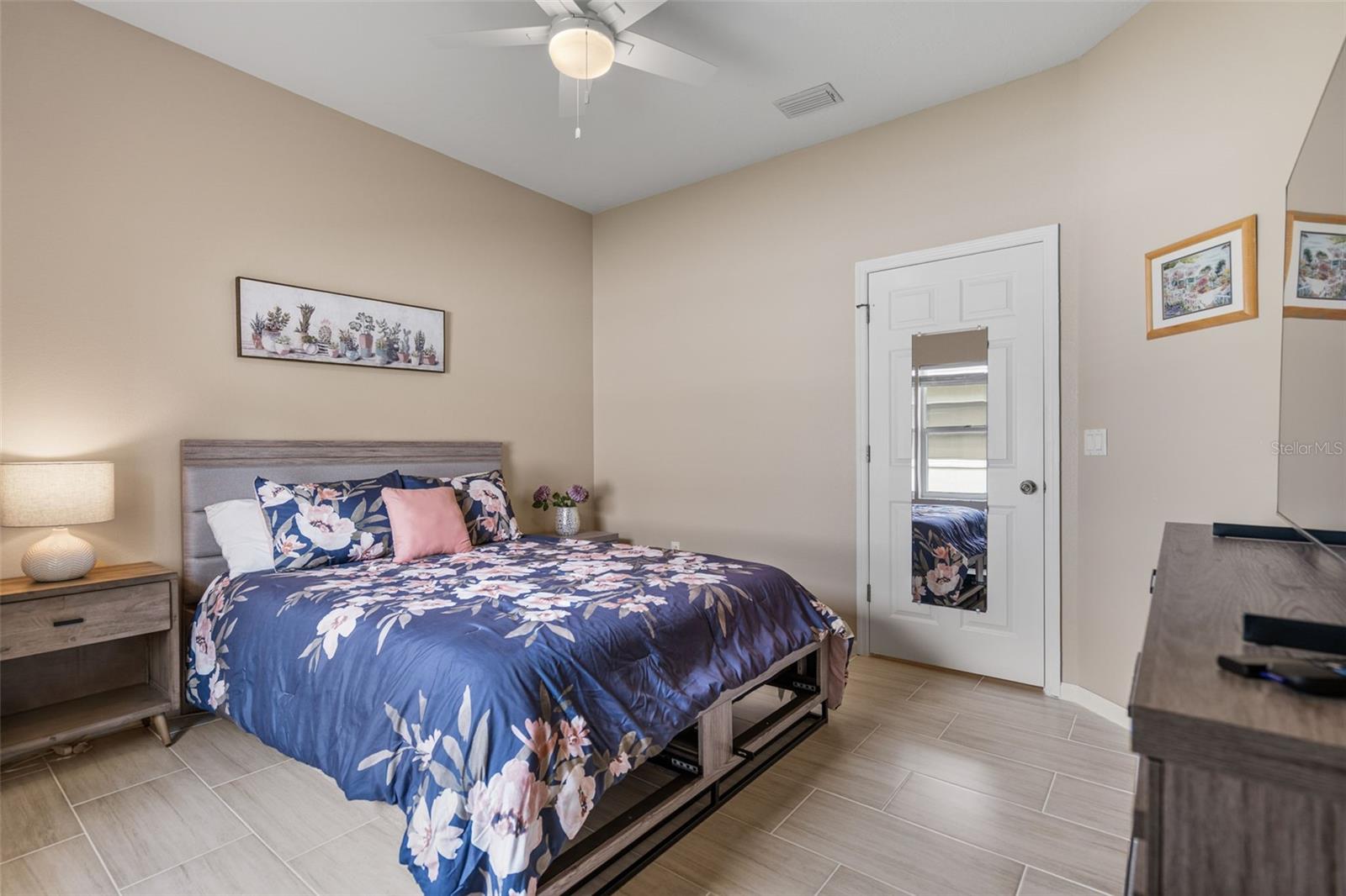 Image 33 of 37 For 603 Pine Ranch East Road