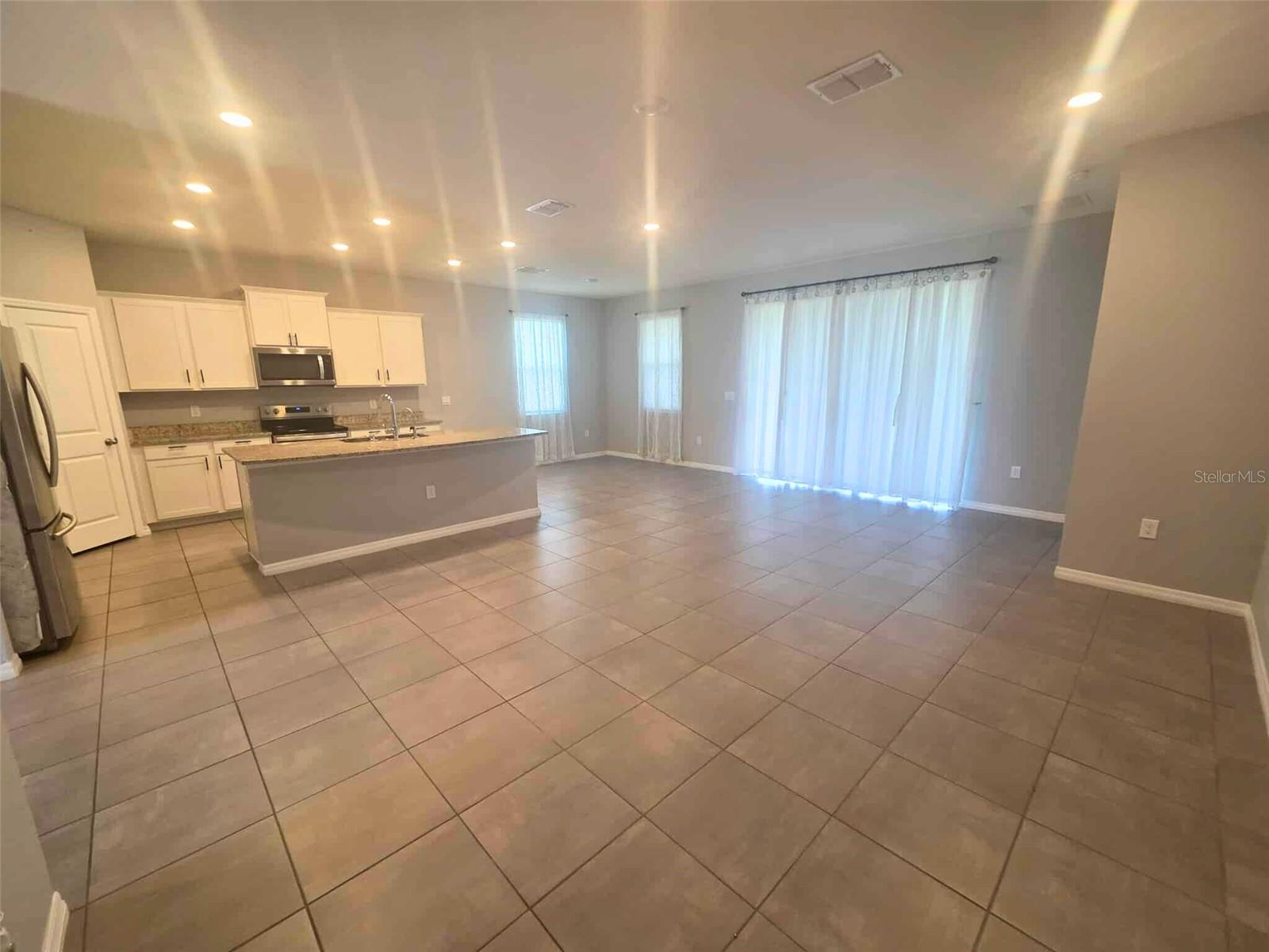 Image 10 of 44 For 3927 Lively Coral Place