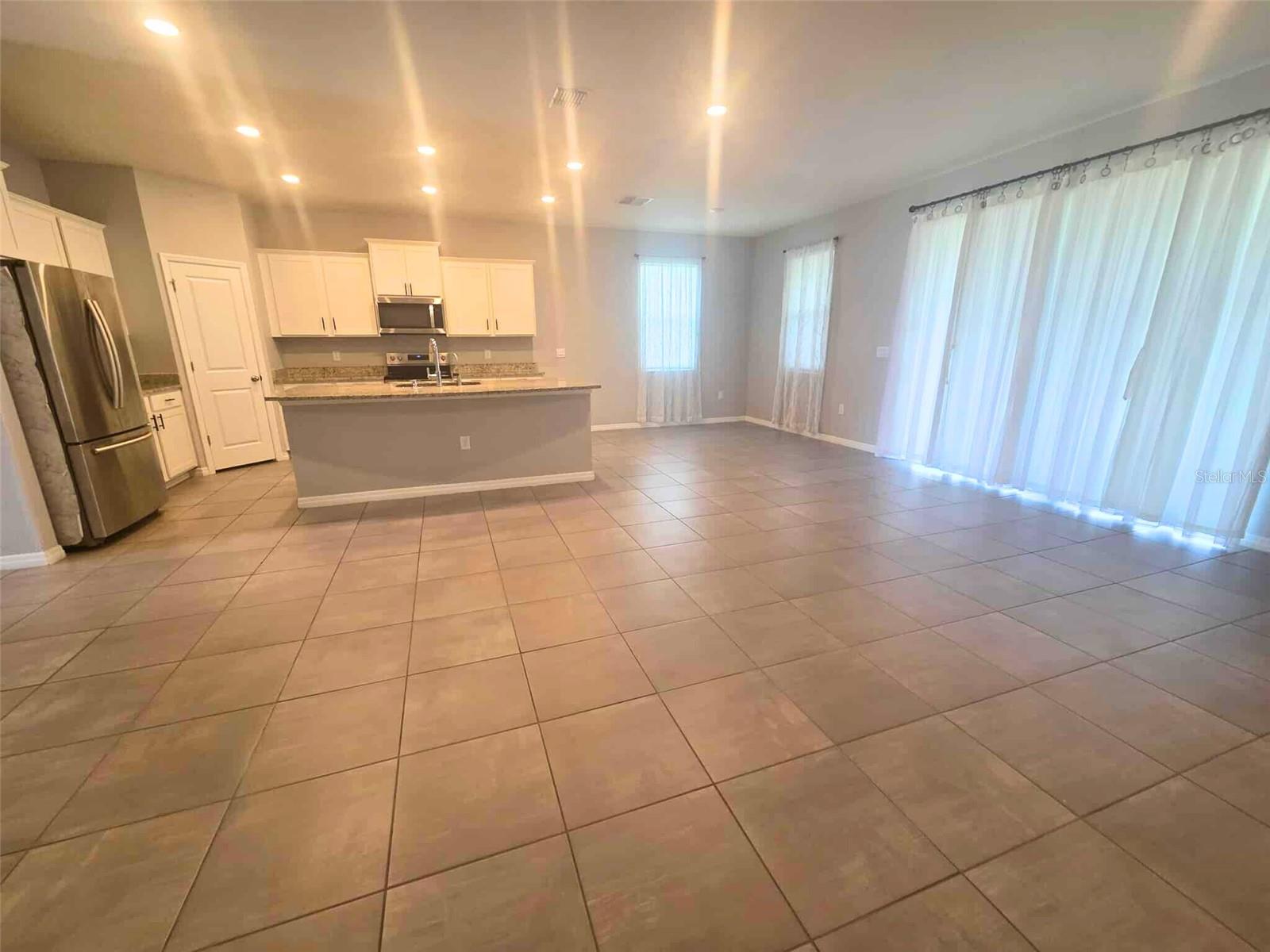 Image 11 of 44 For 3927 Lively Coral Place