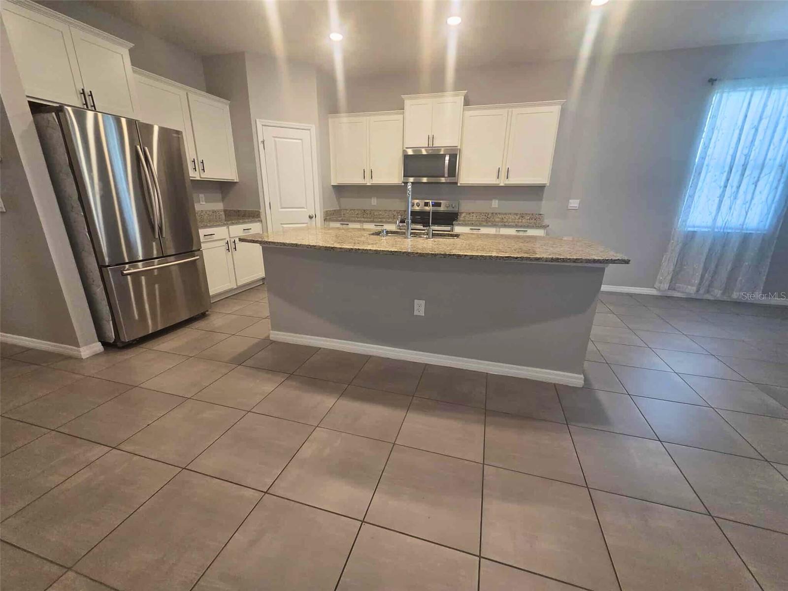 Image 13 of 44 For 3927 Lively Coral Place