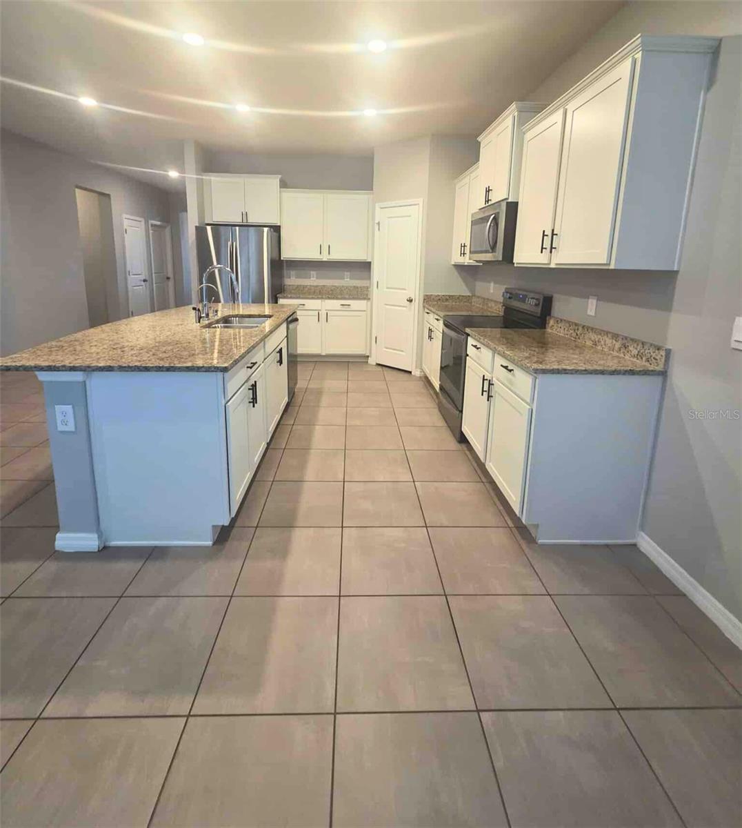 Image 14 of 44 For 3927 Lively Coral Place