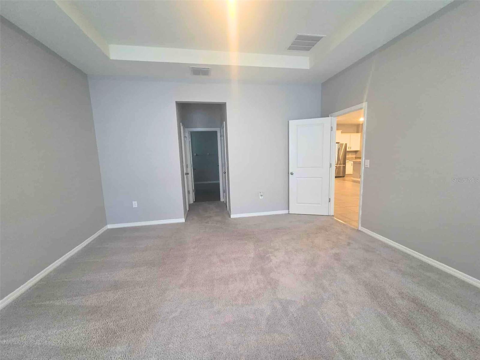 Image 21 of 44 For 3927 Lively Coral Place
