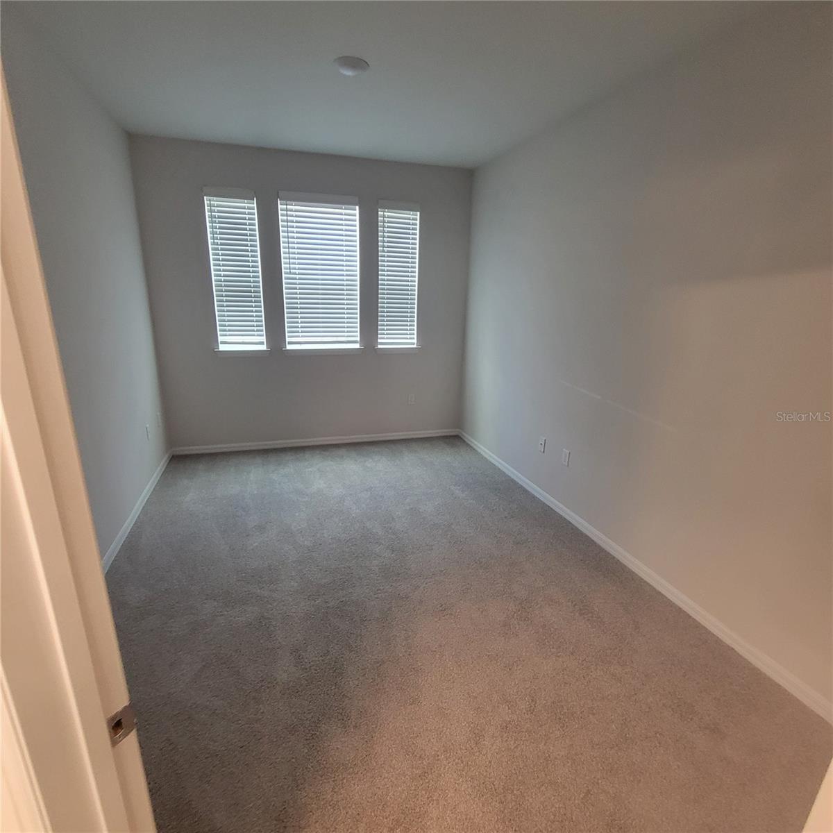 Image 12 of 19 For 6407 Brook Village Cove 102