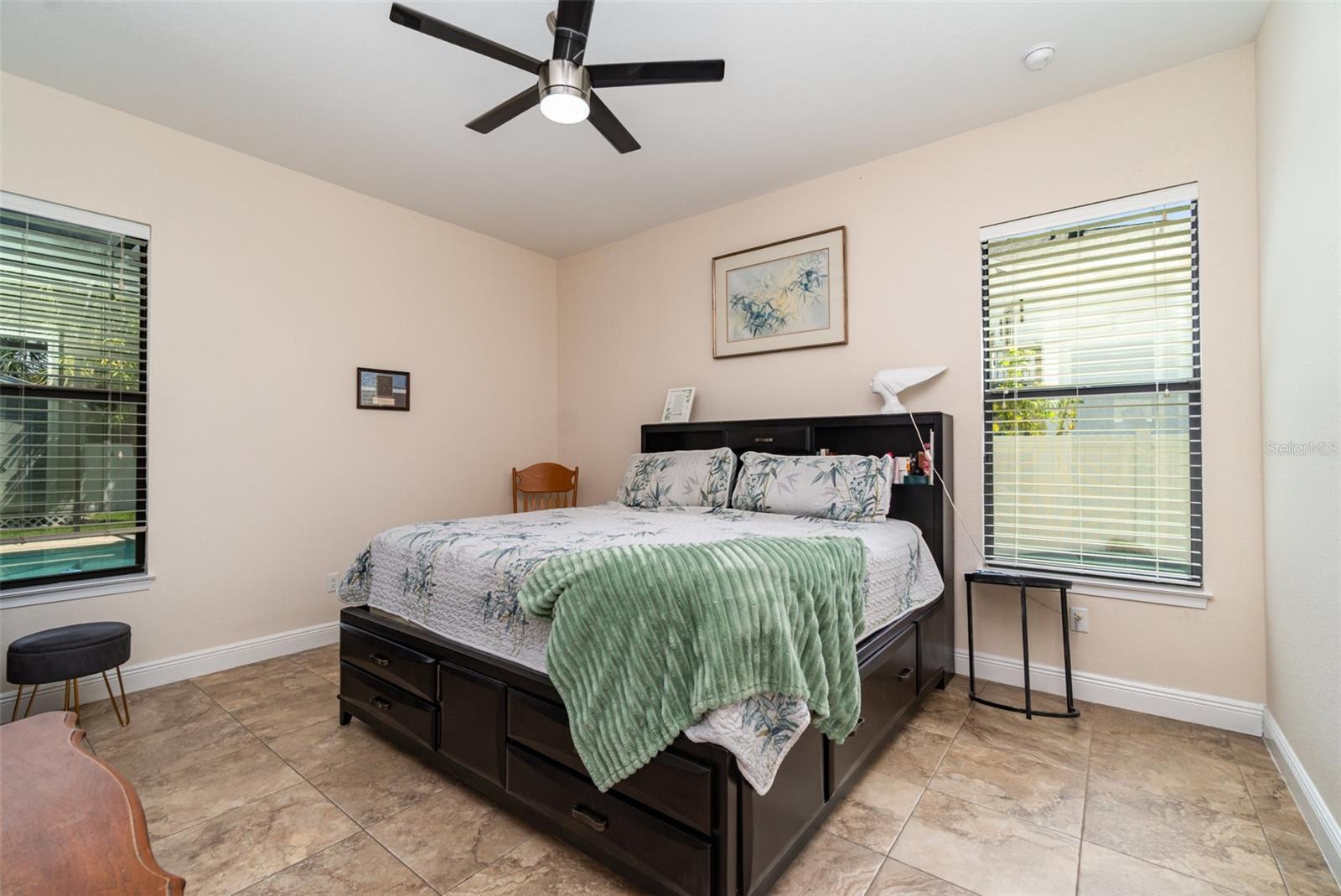 Image 11 of 23 For 3137 8th Avenue