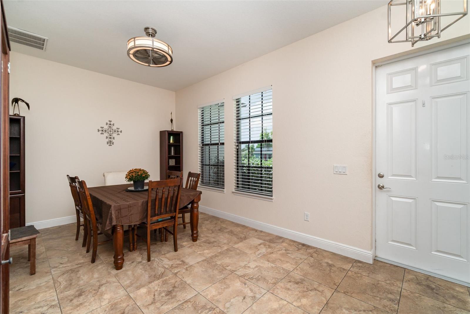 Image 3 of 23 For 3137 8th Avenue