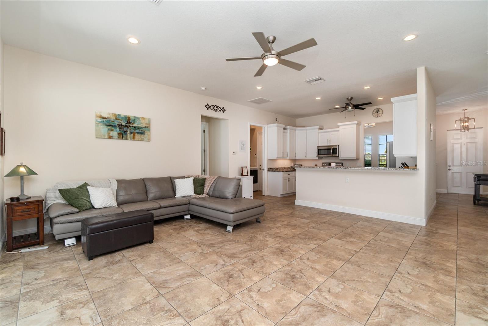 Image 4 of 23 For 3137 8th Avenue