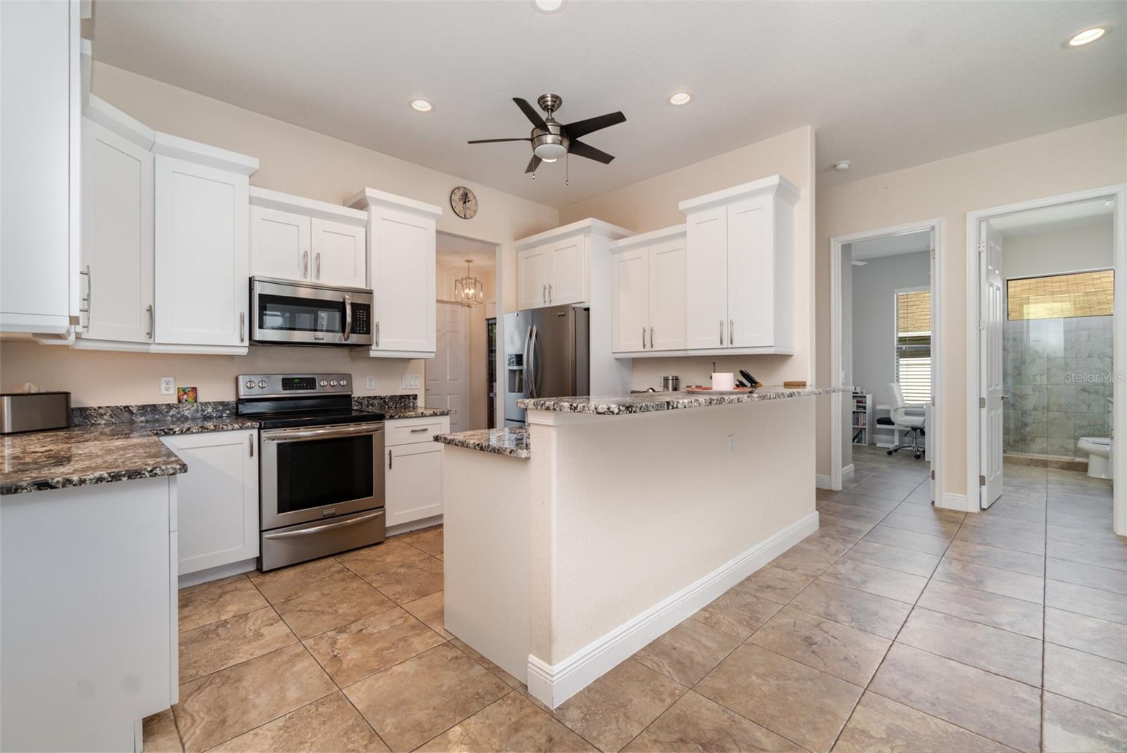 Image 6 of 23 For 3137 8th Avenue