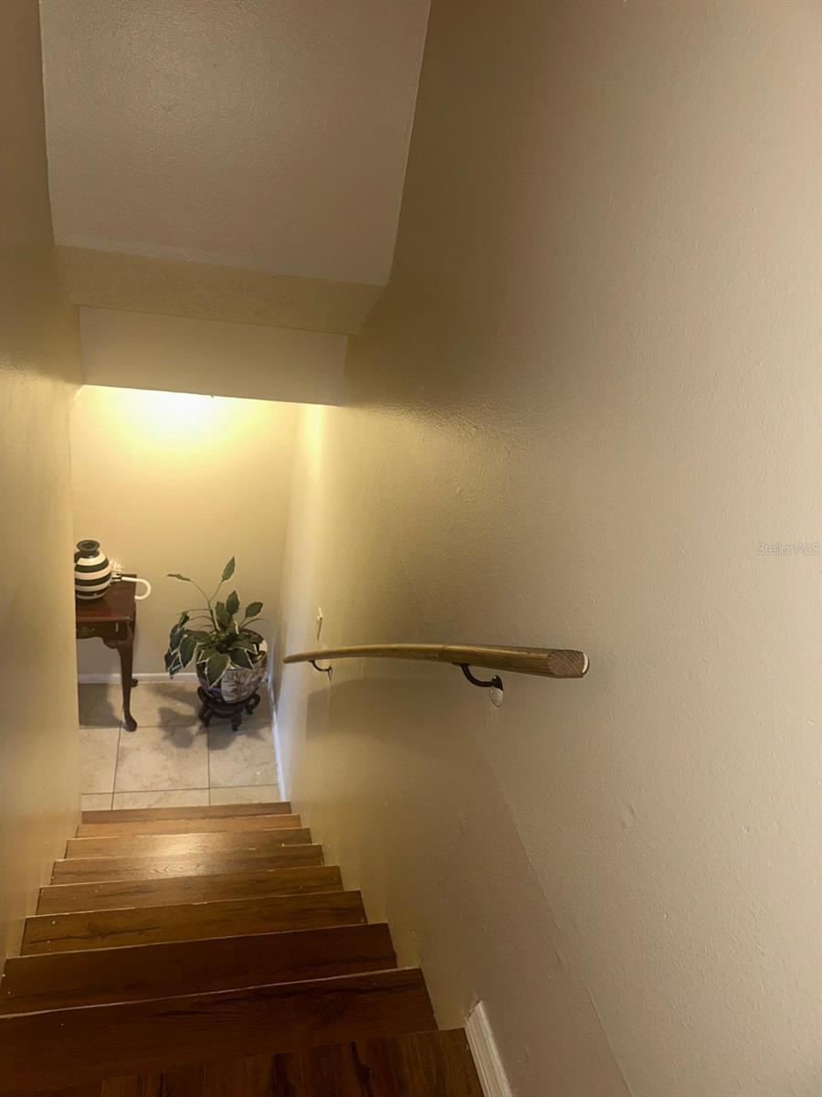 Image 11 of 16 For 323 Amherst Avenue 52