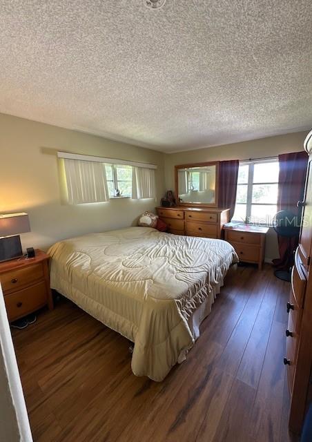 Image 12 of 16 For 323 Amherst Avenue 52