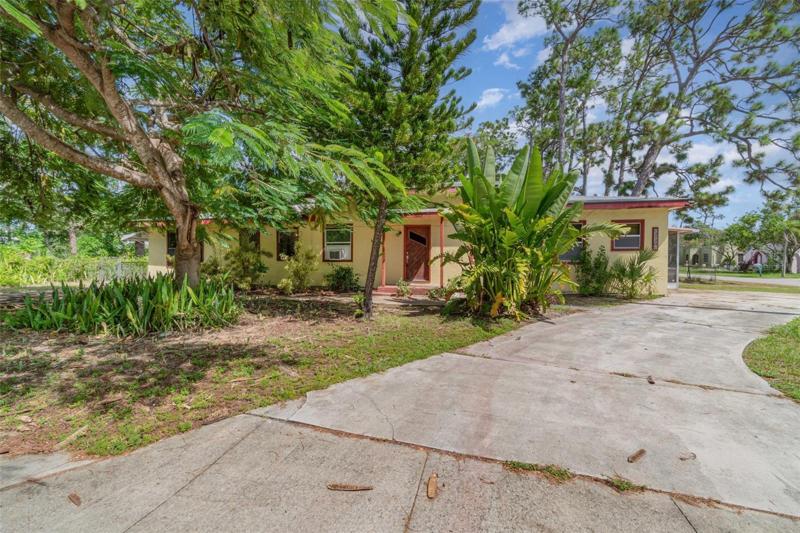 Details for 2729 Broadway, FORT MYERS, FL 33901