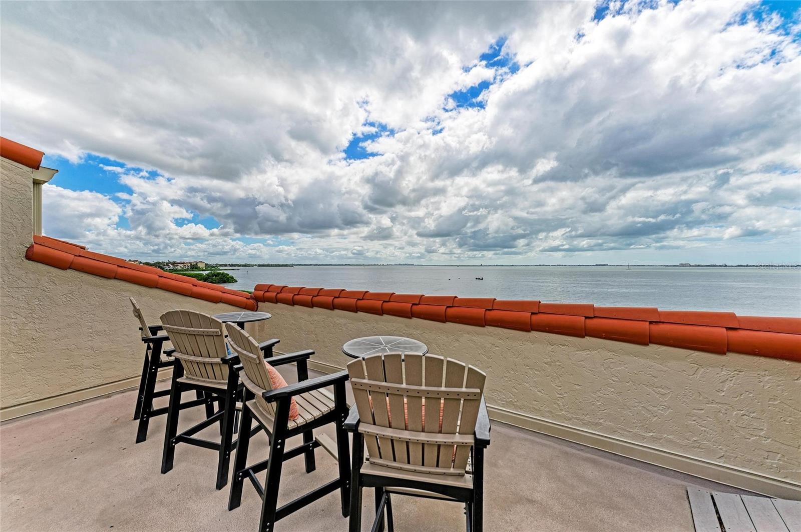 Image 13 of 64 For 4557 Bay Club Drive 4557