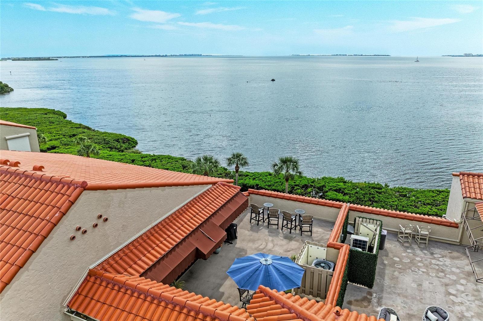 Image 15 of 64 For 4557 Bay Club Drive 4557