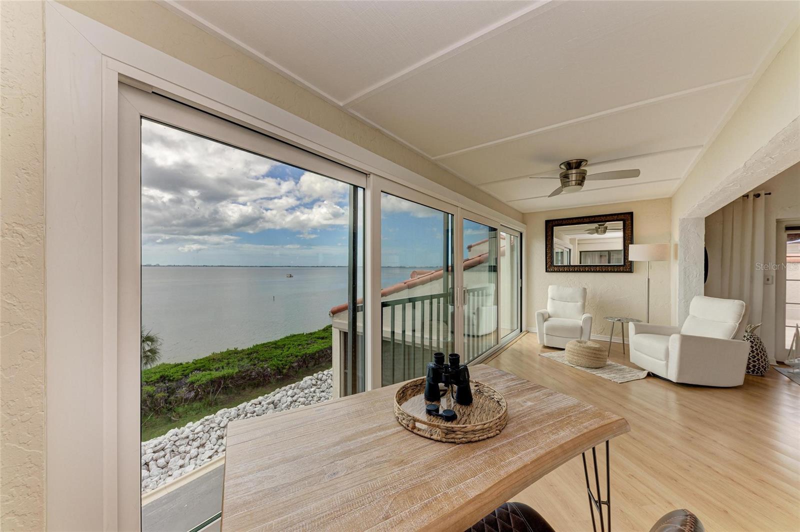 Image 23 of 64 For 4557 Bay Club Drive 4557