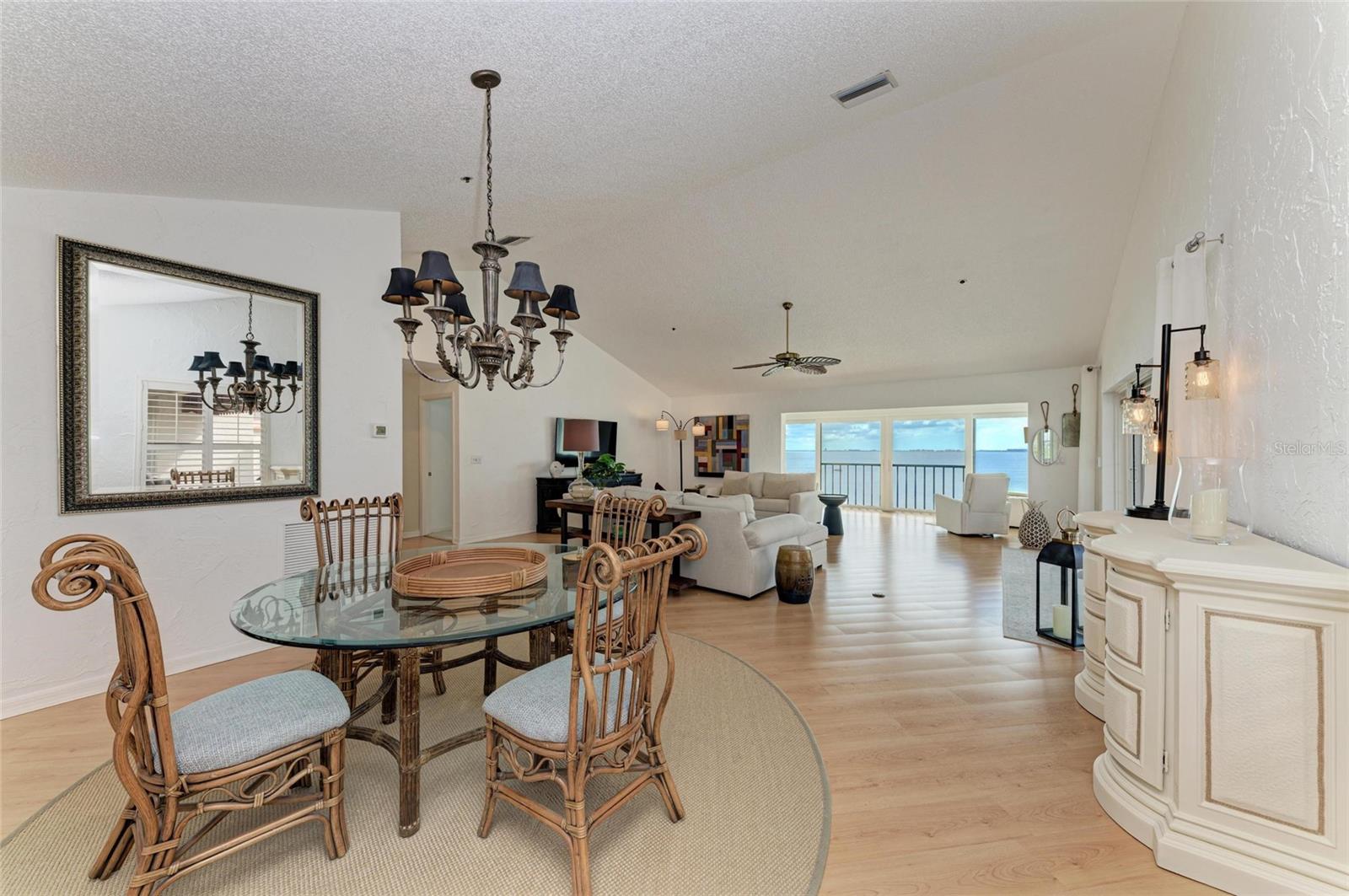 Image 26 of 64 For 4557 Bay Club Drive 4557