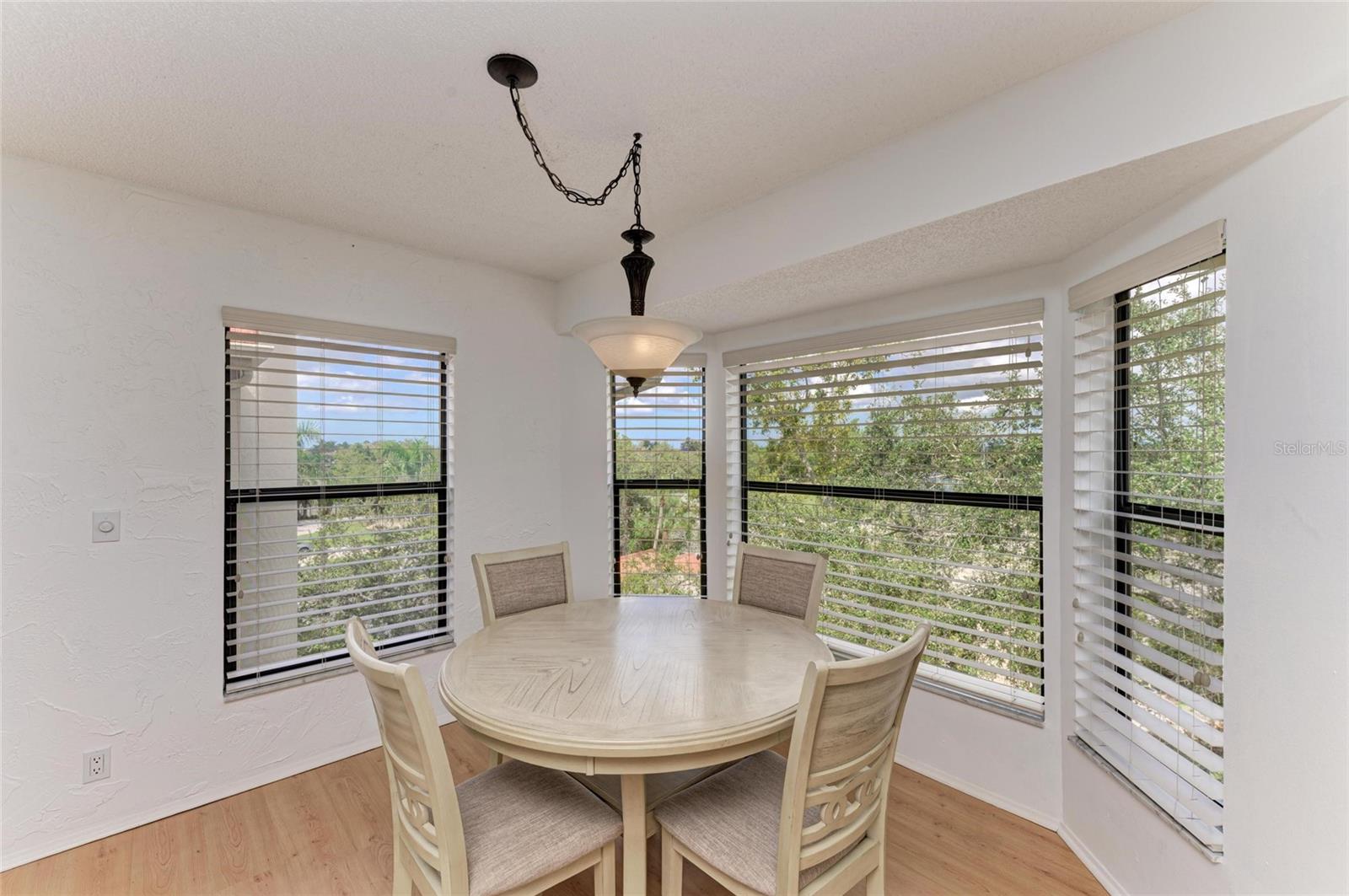 Image 29 of 64 For 4557 Bay Club Drive 4557